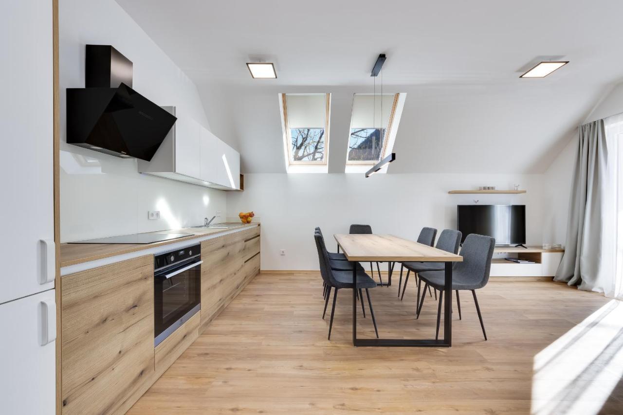 Chic Apartments With Balcony And Spa In Mojstrana Zewnętrze zdjęcie