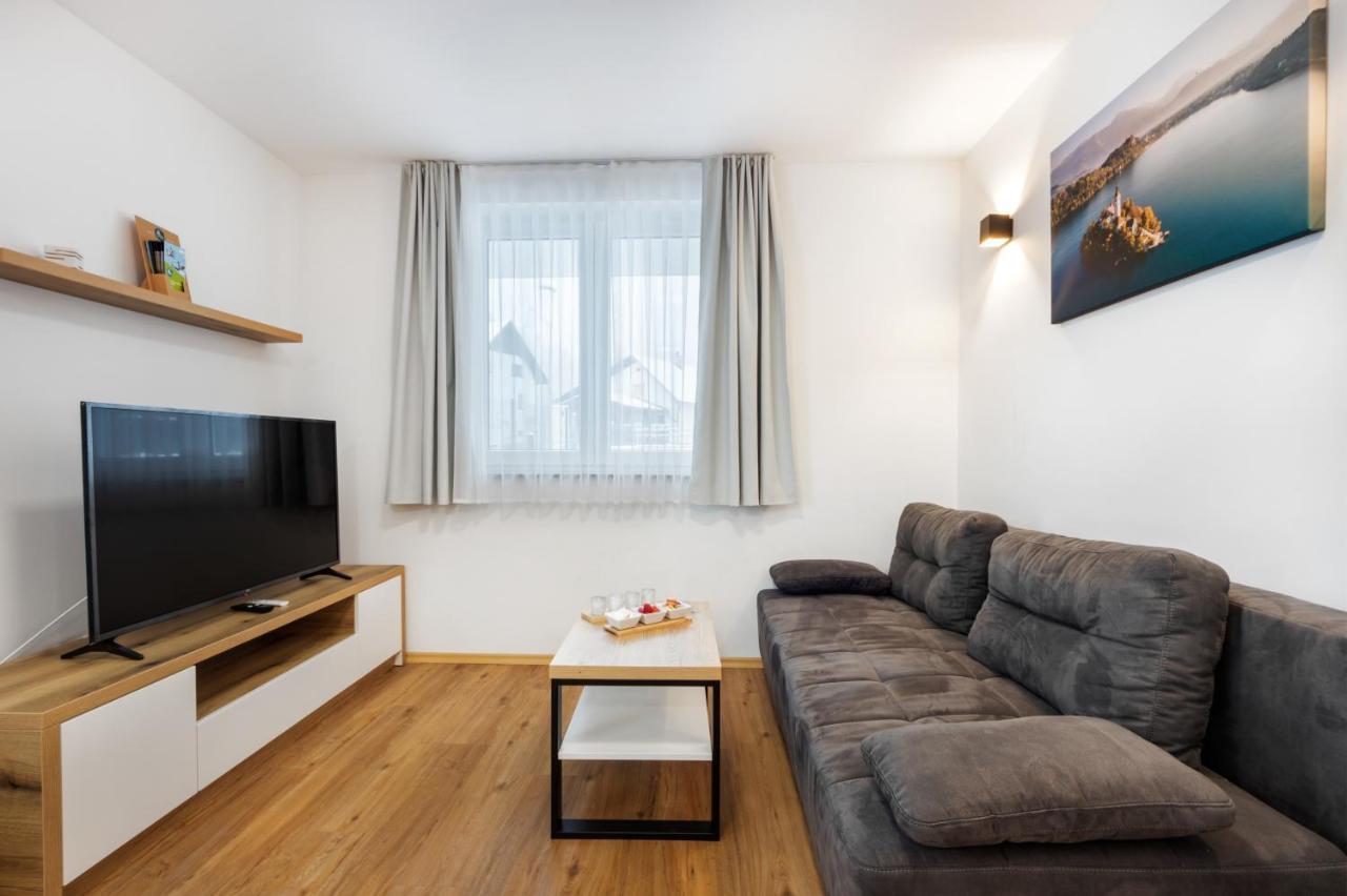 Chic Apartments With Balcony And Spa In Mojstrana Zewnętrze zdjęcie