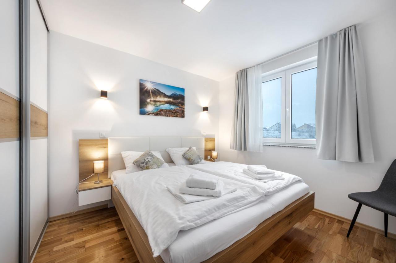 Chic Apartments With Balcony And Spa In Mojstrana Zewnętrze zdjęcie